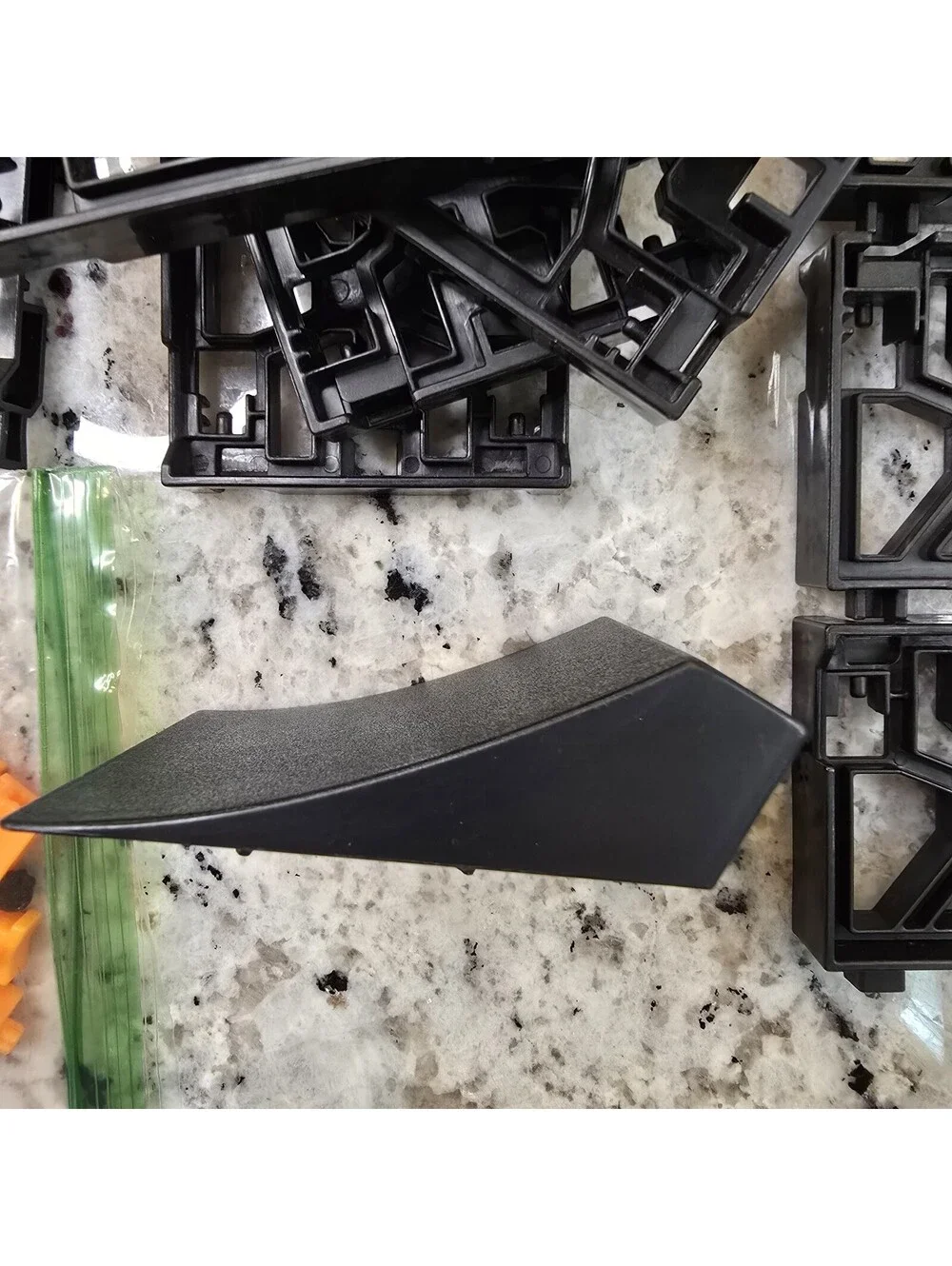 TECH DECK Nyjah Skatepark and Rail Shredder Ramp Set - PARTS + 3 Finger Boards